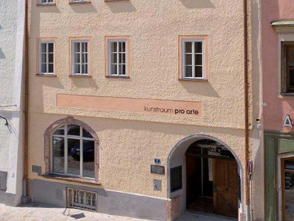 tvb-hallein-duerrnberg-erleben-kultur-galerie-pro-arte-gebaeude